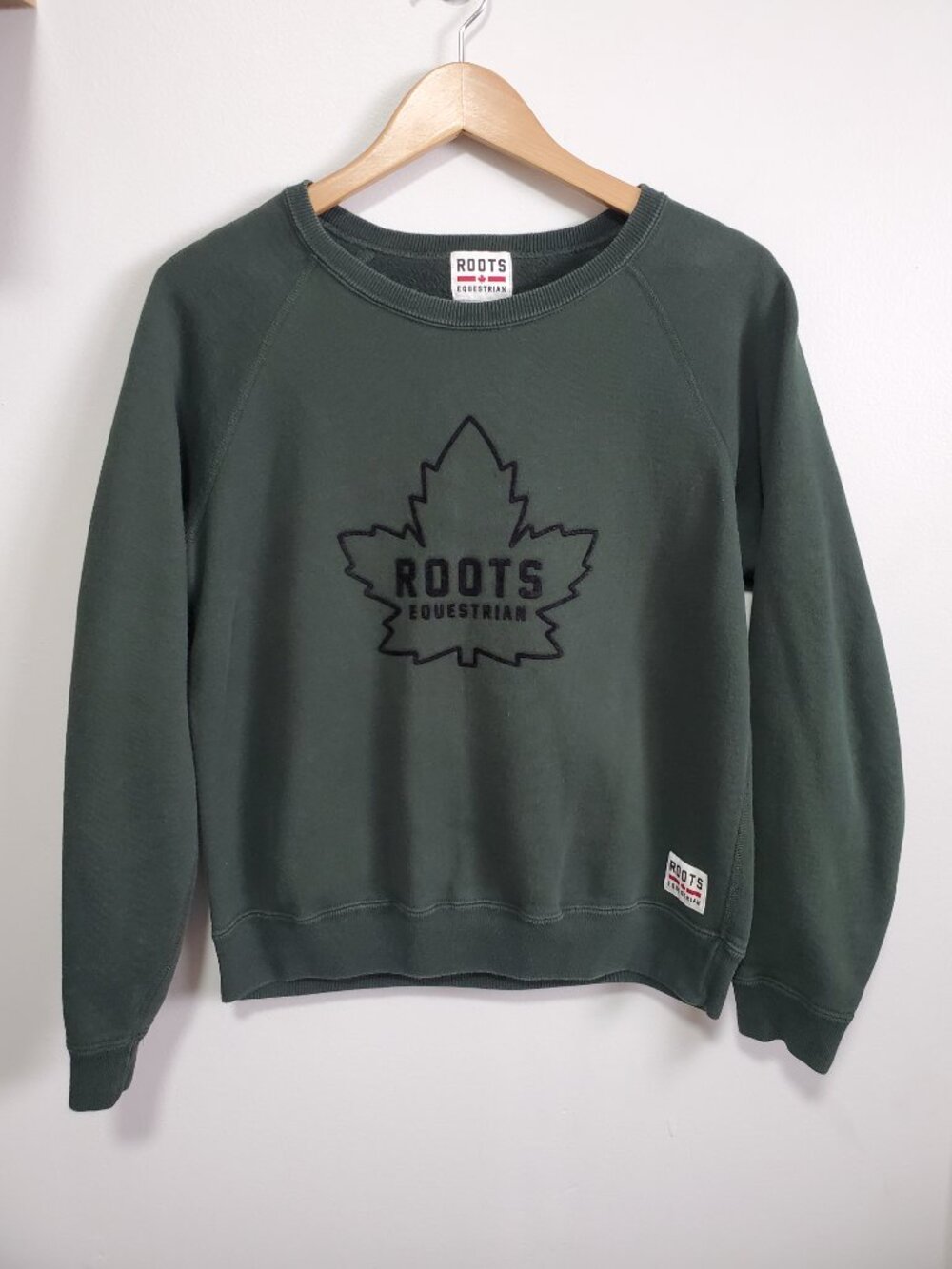 ROOTS Equestrian Sweatshirt Maple Leaf Terrycloth Green Black Women's Medium - Picture 2 of 11